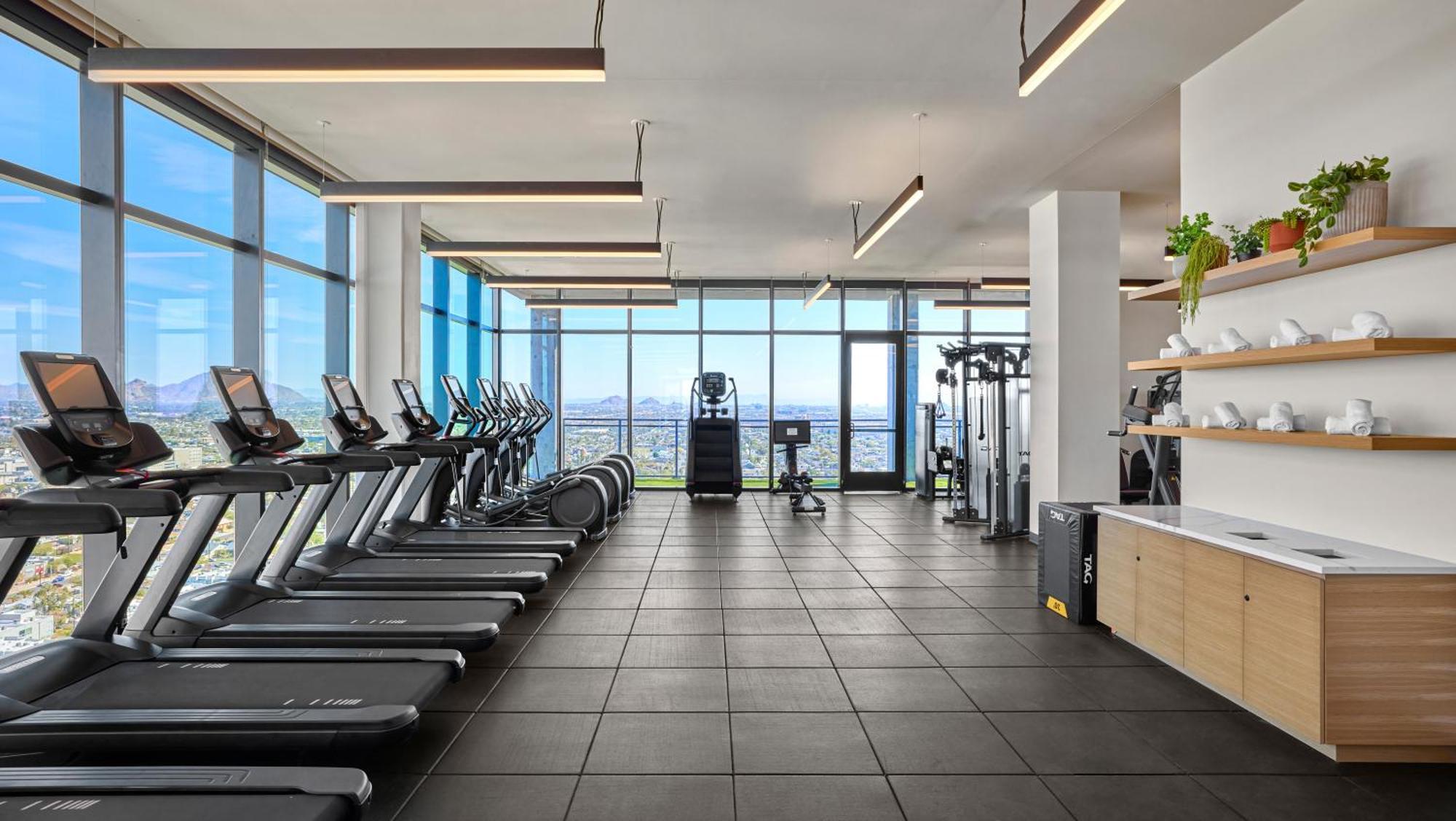 Global Luxury Suites At Downtown Phoenix Buitenkant foto