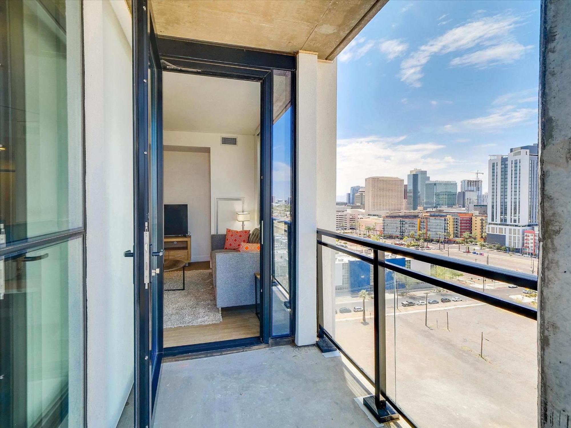 Global Luxury Suites At Downtown Phoenix Buitenkant foto