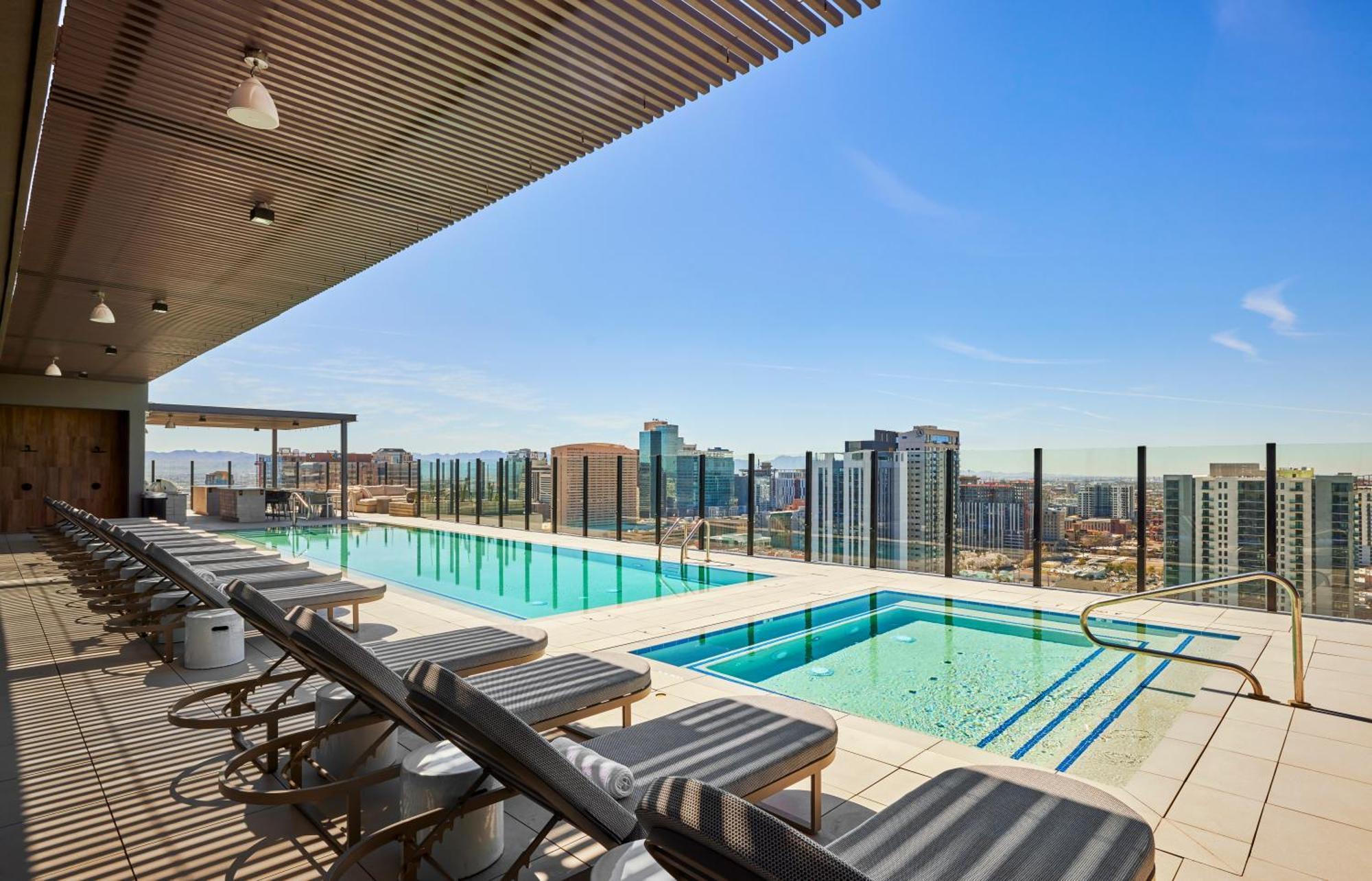 Global Luxury Suites At Downtown Phoenix Buitenkant foto